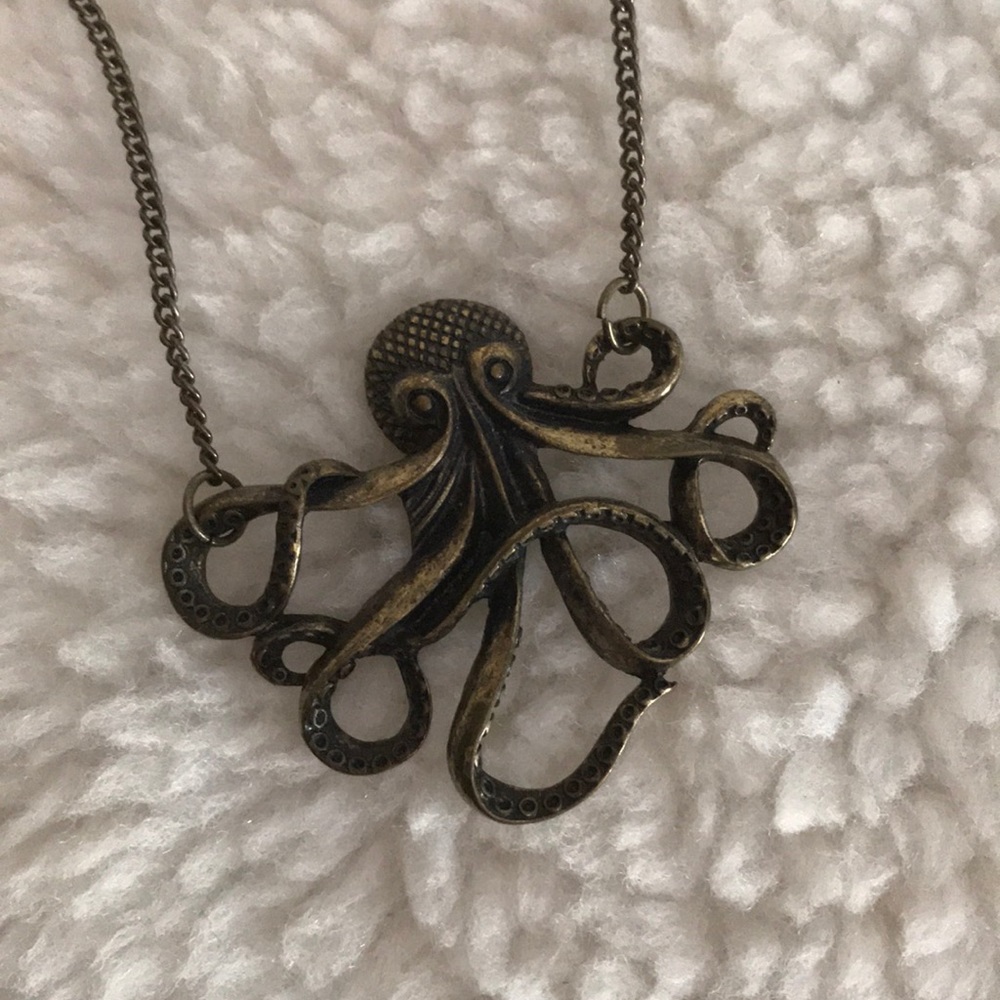 🔹BOGO🔹 Octopus 🐙 necklace